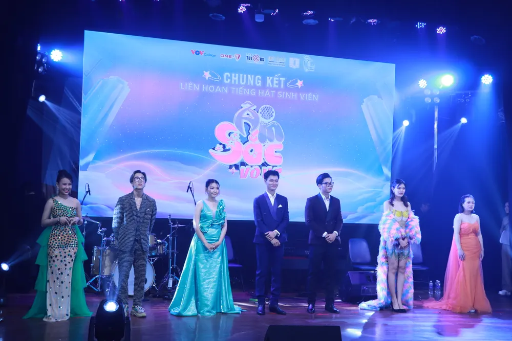 lien-hoan-tieng-hat-sinh-vien9 (2).JPG