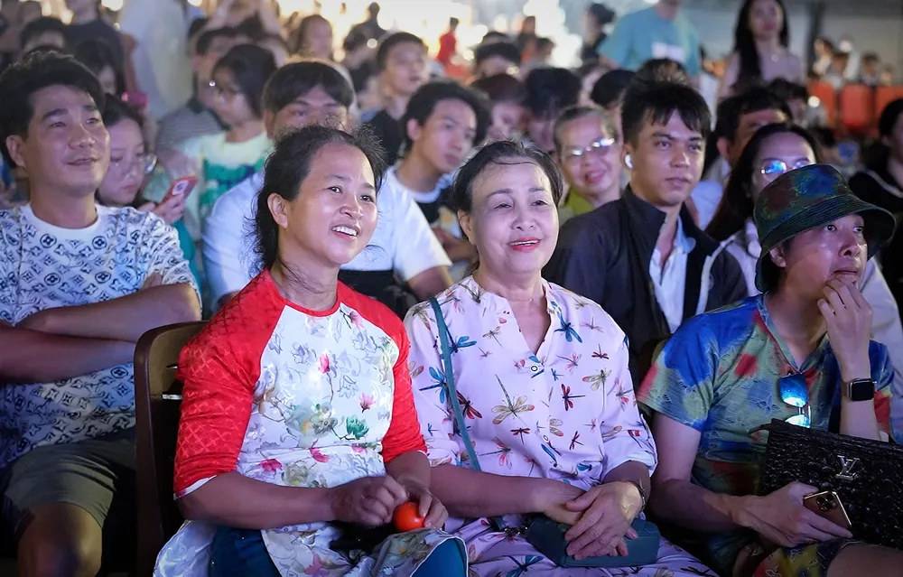 chieu-phim-ngoai-troi20.jpg