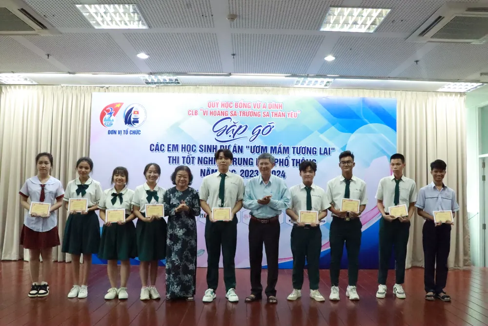 quy-hoc-bong-vu-a-dinh (2).JPG