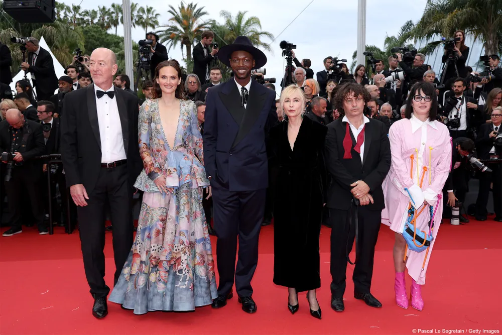 Ban giám khảo hạng mục Caméra d'or. lien-hoan-phim-cannes10.jpg