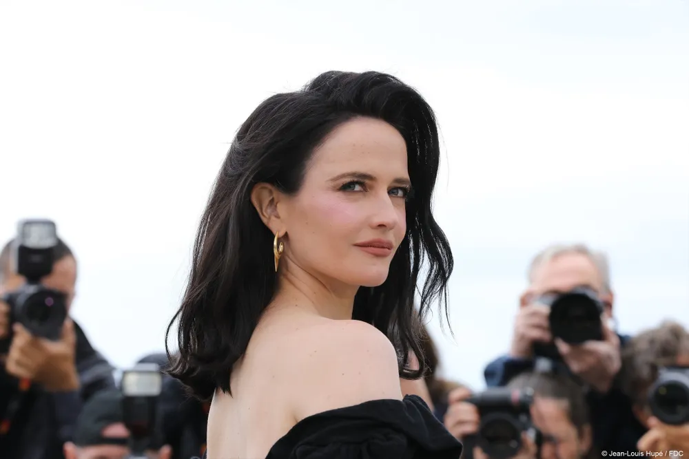 Eva green lien-hoan-phim-cannes12.jpg