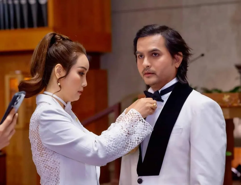 Theo Mai Thu Huyền, nữ đạo diễn biết Đức Tiến từ lâu qua các bộ phim nhưng năm 2017 khi Huyền qua Mỹ thực hiện bộ phim Giấc mơ Mỹ thì mới gặp và bắt đầu thân nhau. duc-tien6.jpg