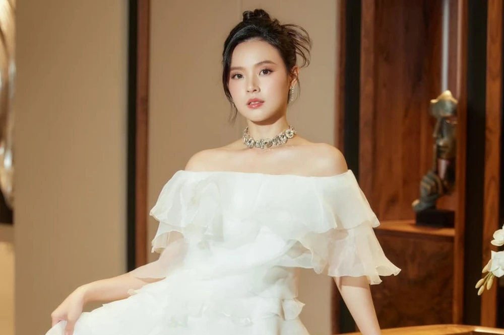 Midu đề nghị xử lý 2 kênh đưa tin sai sự thật gây ảnh hưởng đến uy tín và danh dự cá nhân. Midu đề nghị xử lý 2 kênh đưa tin sai sự thật