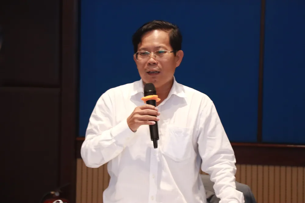 Ông Tô Đình Tuân, Tổng Biên tập báo Người Lao Động, nhận định gia đình là điểm tựa đặc biệt không có gì có thể thay thế trong hành trình sinh ra và trưởng thành của mỗi người to-dinh-tuan.JPG