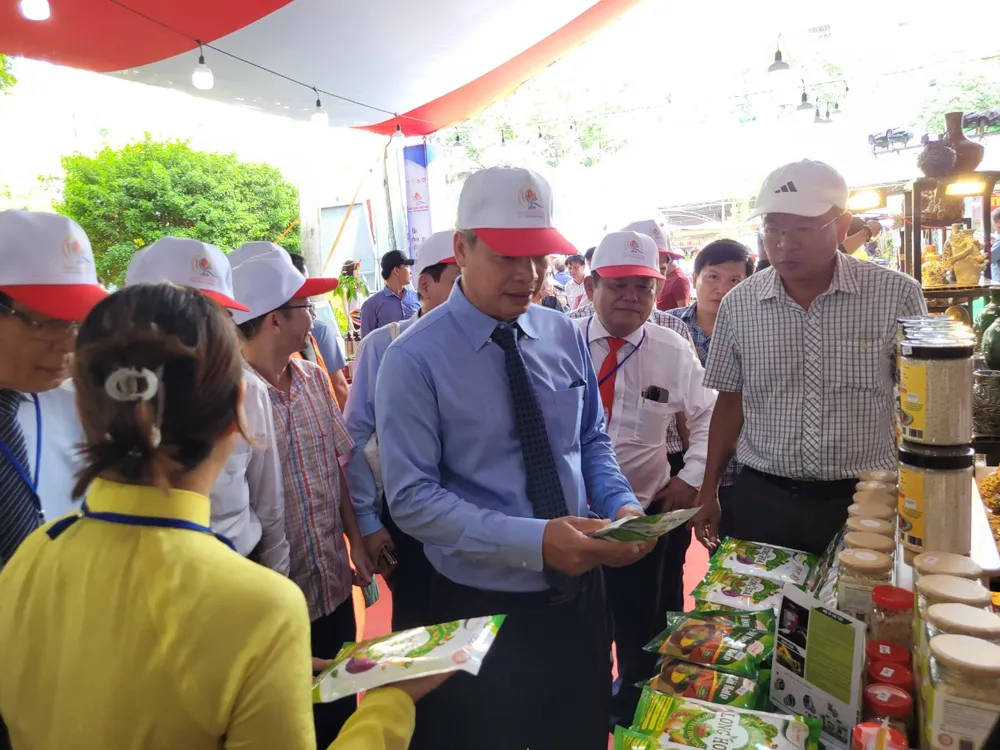 le-hoi-dong-huong-quang-nam-tai-tphcm2.jpg