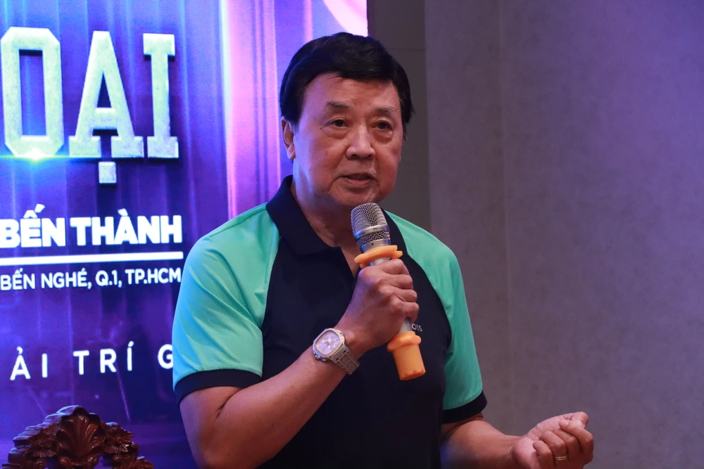NSƯT Bảo Quốc chia sẻ dù nhiều kinh nghiệm, diễn hay hoặc dở nhưng khi có một vai mới bản thân vẫn lo sợ, không biết đáp ứng được hay không, vì nếu không sẽ phụ khán giả cũng như đồng nghiệp. NSƯT Bảo Quốc