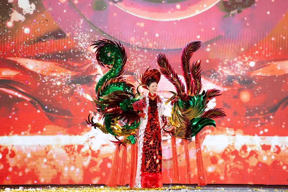 Nhiều thiết kế trang phục dân tộc ấn tượng trong đêm thi miss-grand-viet-nam-2024-2.jpg