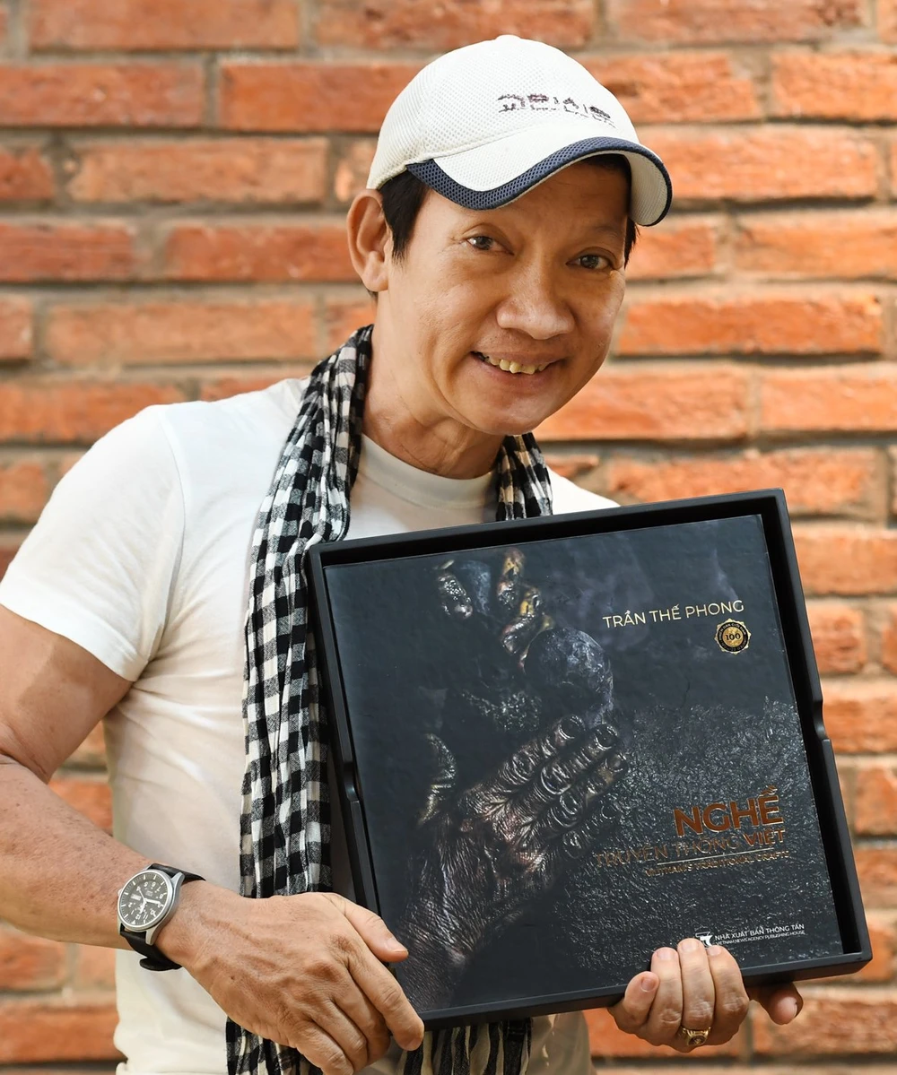 Nhiếp ảnh gia Trần Thế Phong