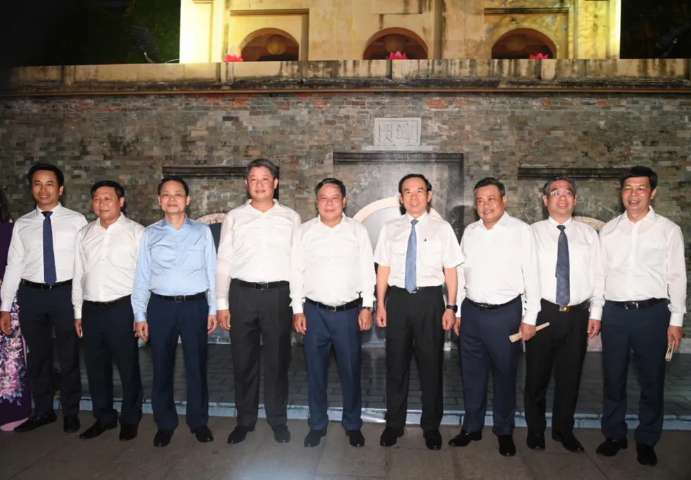 nhung-ngay-ha-noi-tai-tp.hcm9.jpg