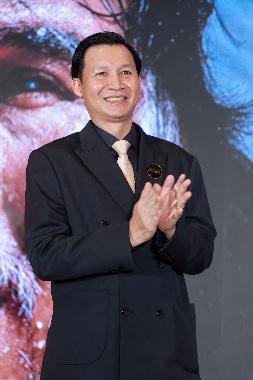 Đạo diễn Vũ Thành Vinh. Vũ Thành Vinh