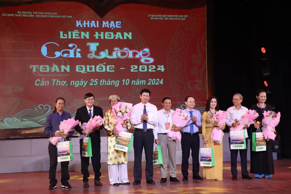 lien-hoan-cai-luong-toan-quoc (2)3.JPG