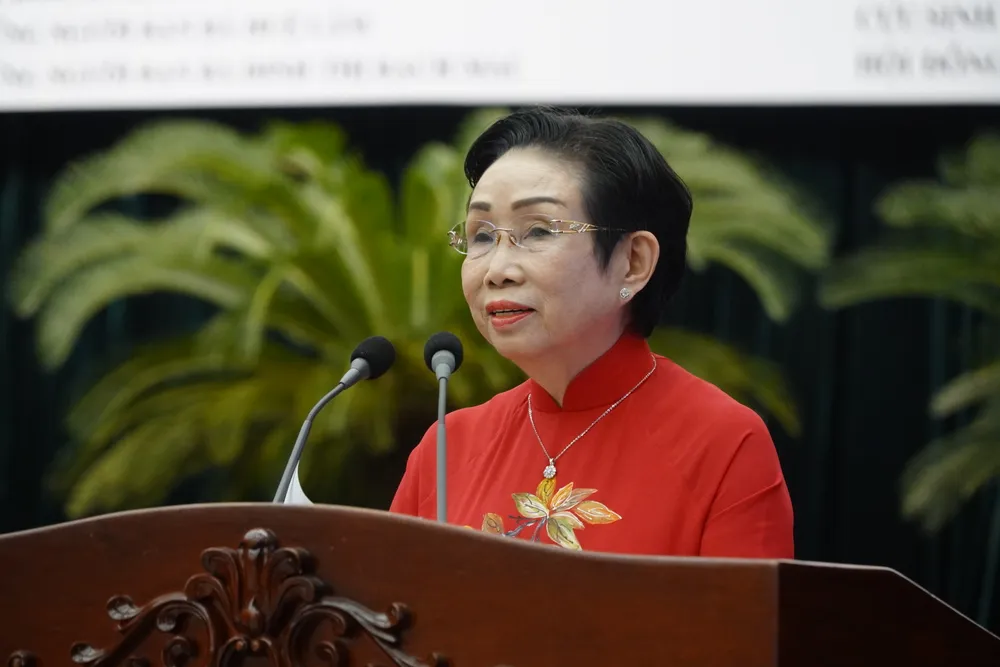 PGS.TS Trương Thị Hiền, Phó Chủ tịch Hội Khuyến học Việt Nam hoc-bong-khuyen-tai2.JPG