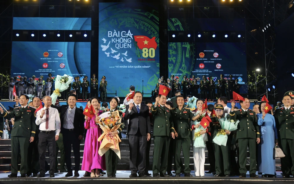 Bài ca không quên