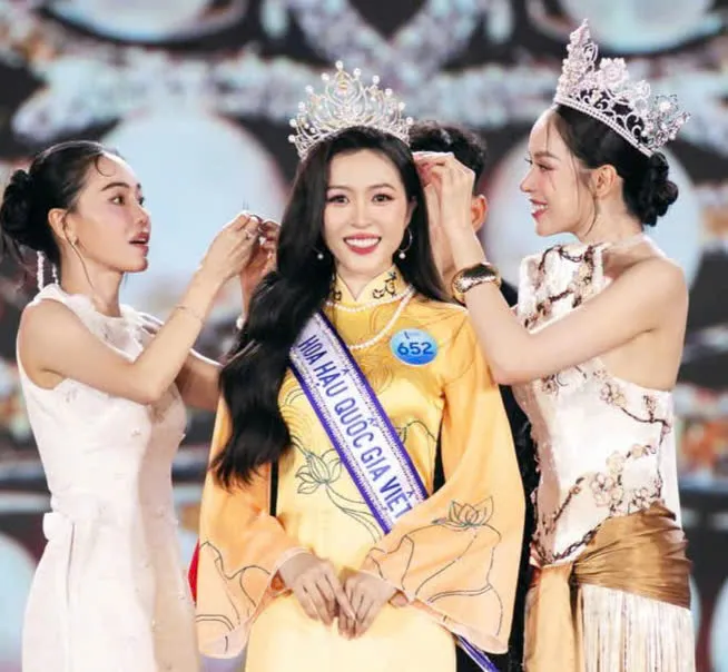 hoa-hau-quoc-gia-viet-nam6.jpg