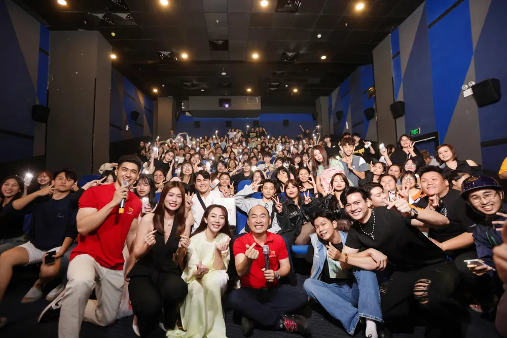 Nụ hôn bạc tỷ