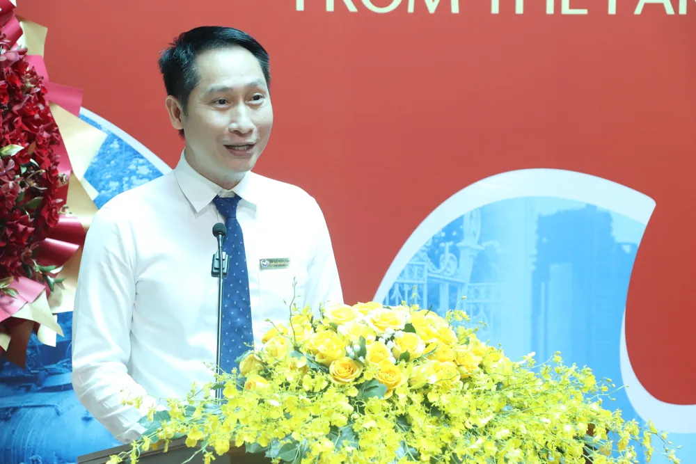 Ông Lâm Ngô Hoàng Anh, Phó Giám đốc quản lý, phụ trách điều hành Bảo tàng Chứng tích chiến tranh tu-hiep-dinh-paris-den-dai-thang-mua-xuan-1975.JPG