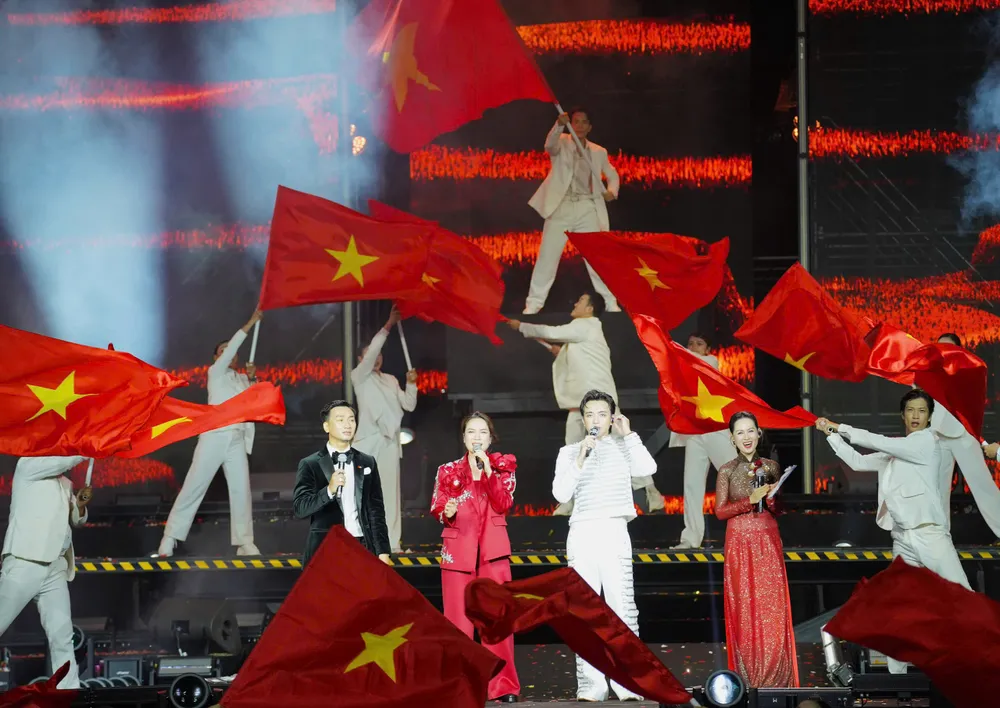 Vinh quang Công an nhân dân Việt Nam