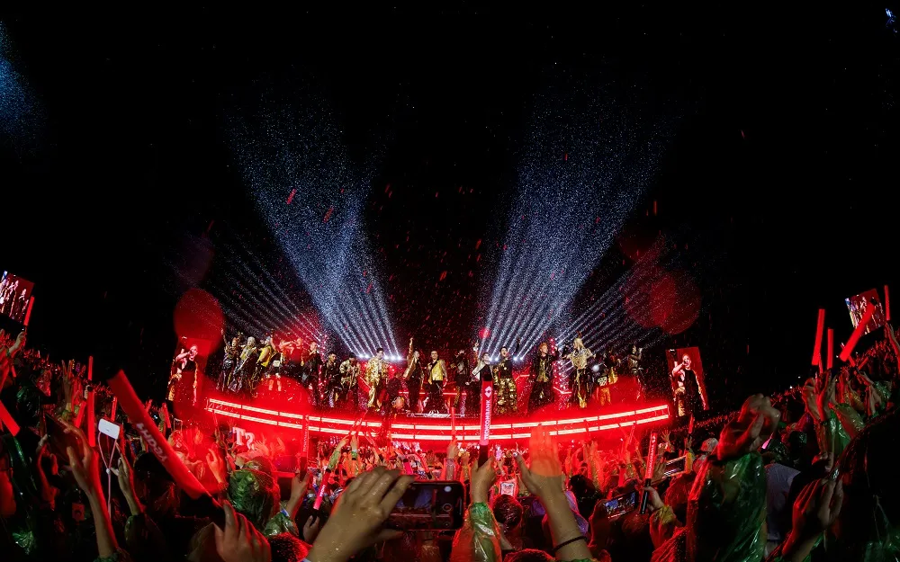 Anh trai vượt ngàn chông gai