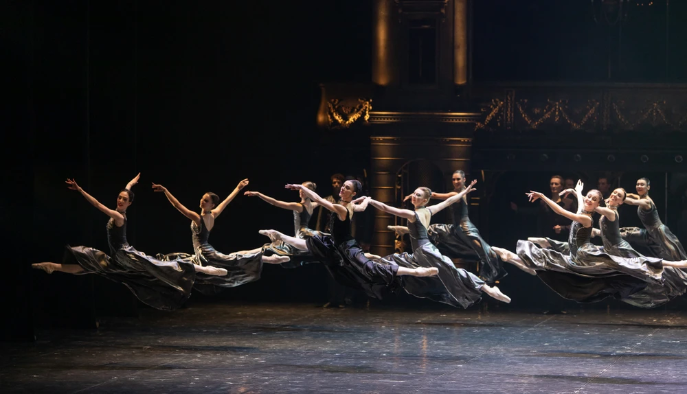 Đoàn ballet đương đại Eifman Ballet