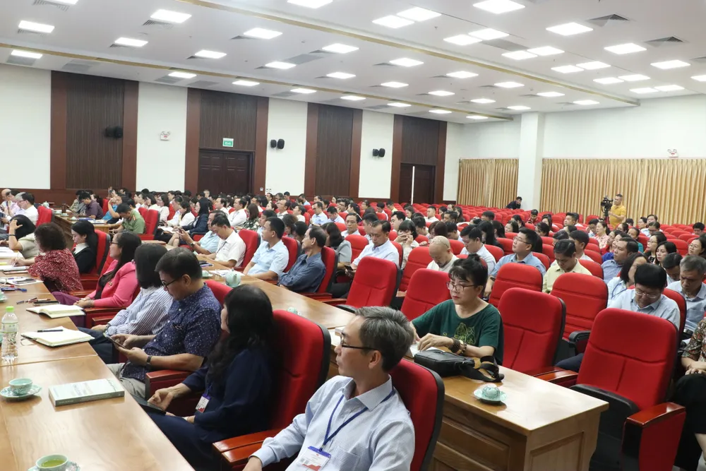 văn học nghệ thuật