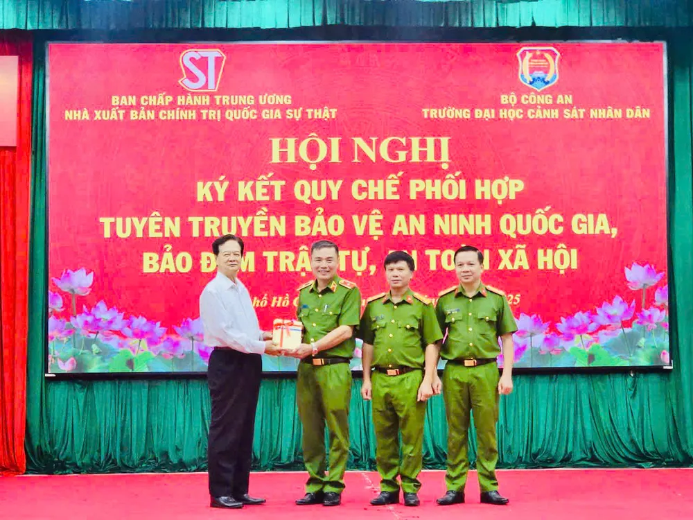 Nguyễn Tấn Dũng