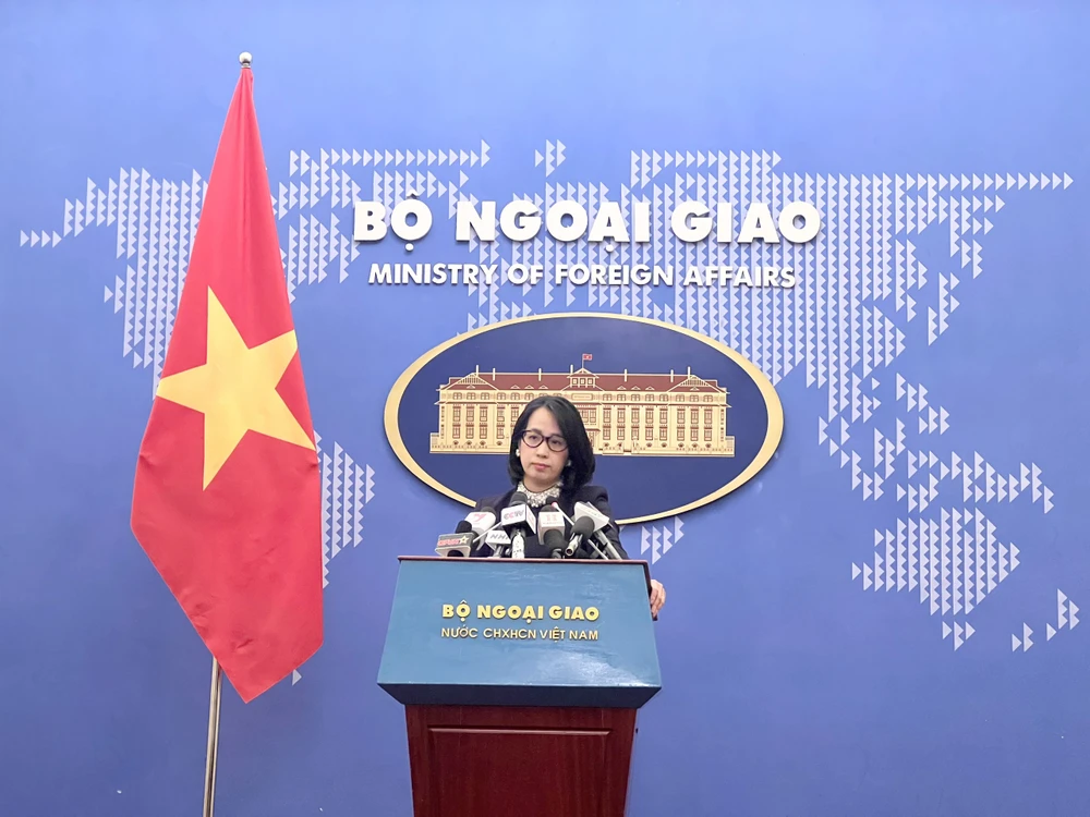 Bộ Ngoại giao tiếp tục khuyến cáo người dân cẩn trọng trước lời mời việc nhẹ lương cao