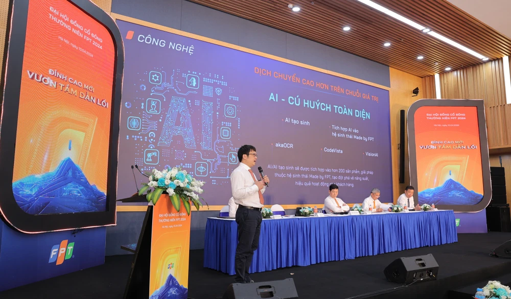 ông Nguyễn Văn Khoa - Tổng giám đốc FPT - cho biết, FPT dự kiến phát hành thêm hơn 190 triệu cổ phiếu mới. Ảnh: Ngọc Diệp FPT 1.jpg