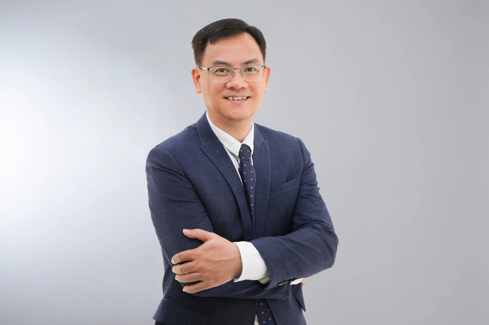 Ông Đinh Đức Quang, Giám đốc điều hành Khối kinh doanh tiền tệ, Ngân hàng UOB Việt Nam Ngân hàng UOB: Doanh nghiệp đa quốc gia tại Việt Nam sẽ chịu nhiều ảnh hưởng từ thuế tối thiểu toàn cầu