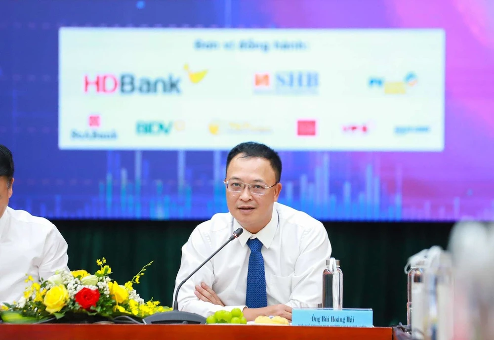 Bộ Tài chính nói gì khi nhà đầu tư nước ngoài bán ròng hơn 50.000 tỷ đồng trên TTCK Việt Nam?