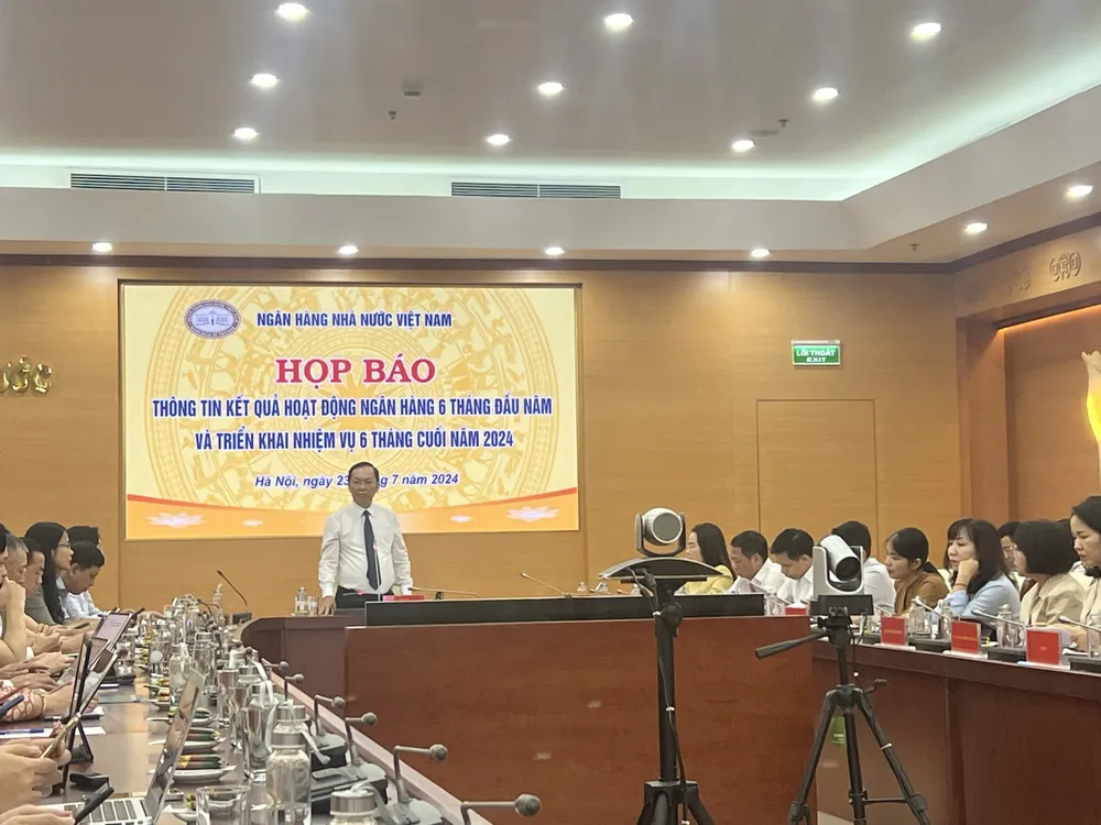 Phó thống đốc Ngân hàng Nhà nước Đào Minh Tú - Ảnh: Ngọc Diệp Ngân hàng Nhà nước phát thông điệp sửa đổi nghị định 24 để bình ổn thị trường vàng