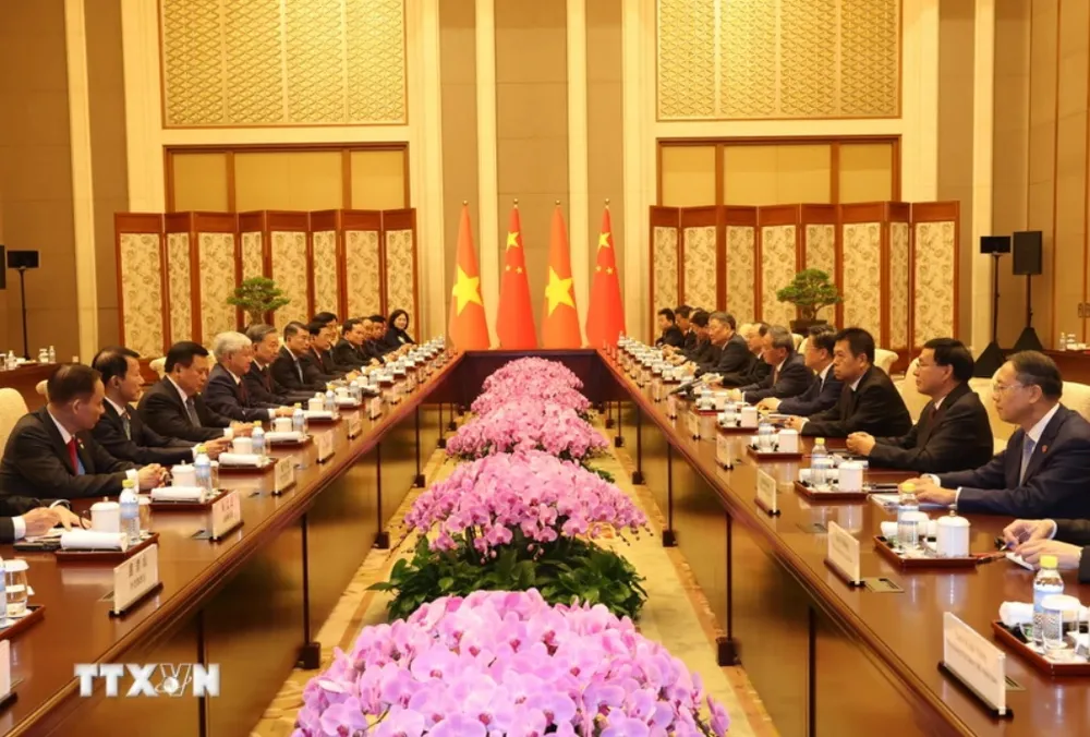 Tổng Bí thư, Chủ tịch nước Tô Lâm hội kiến Thủ tướng Trung Quốc Lý Cường