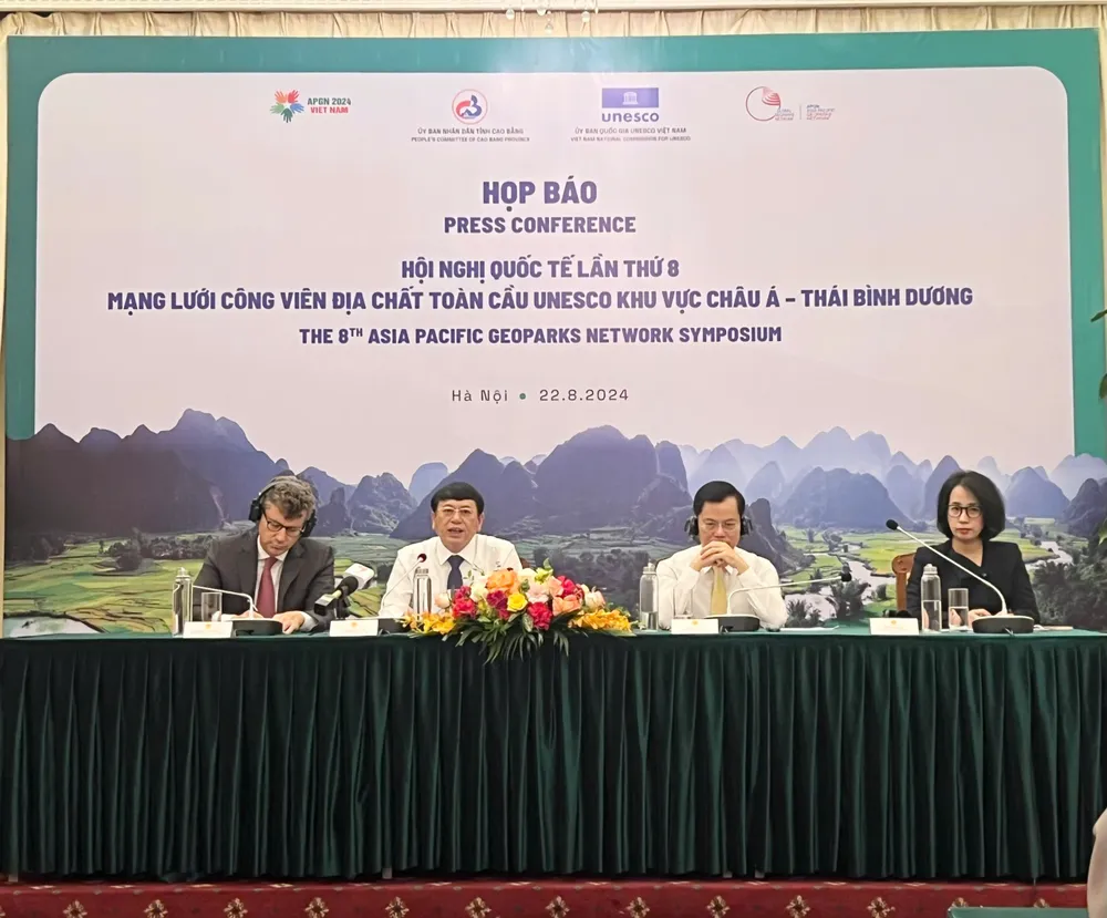 Chủ tịch tỉnh Cao Bằng Hoàng Xuân Ánh phát biểu tại sự kiện - Ảnh: NGỌC DIỆP chuan-bi-dien-ra-hoi-nghi-quoc-te-lan-thu-8-mang-luoi-cong-vien-dia-chat-toan-cau-unesco-khu-vuc-chau-a-thai-binh-duong.jpg