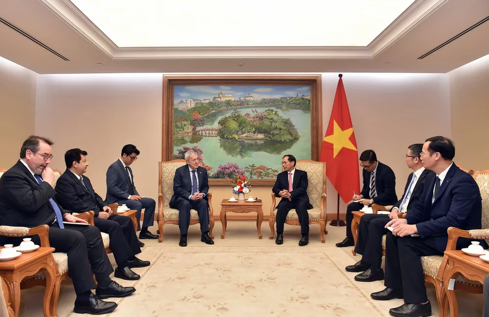 Phó Thủ tướng, Bộ trưởng Ngoại giao Bùi Thanh Sơn tiếp Bộ trưởng Ngoại giao Cộng hòa Chile