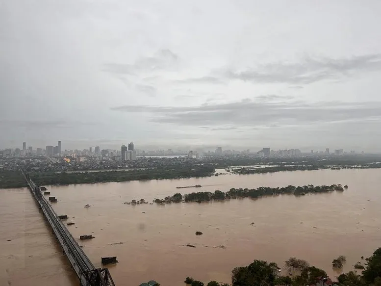 Bão Yagi là một trong những cơn bão có cường độ mạnh nhất đổ bộ vào Việt Nam trong nhiều thập kỷ qua, gây ra thiệt hại nặng nề tại 26 tỉnh thành. Ảnh: Chính Phủ Hoa Kỳ hỗ trợ 1 triệu USD để Việt Nam khắc phục thiệt hại do bão YAGI