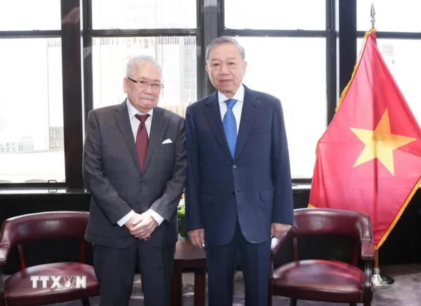 Tổng Bí thư, Chủ tịch nước Tô Lâm gặp mặt thân mật nhóm trí thức người Việt ở Houston, Mỹ