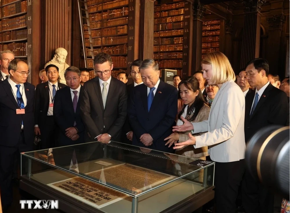 Tổng Bí thư, Chủ tịch nước Tô Lâm thăm và phát biểu tại Trường Đại học Trinity College Dublin