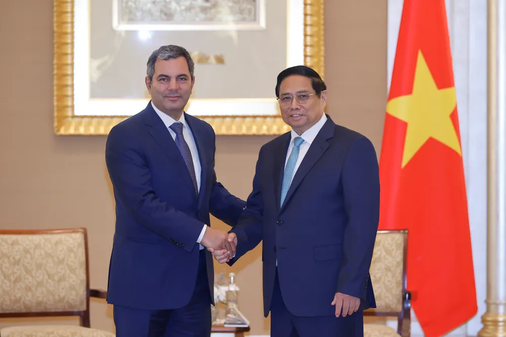 Thủ tướng Phạm Minh Chính và lãnh đạo Tập đoàn Prime - Ảnh: VGP 2710C.jpg