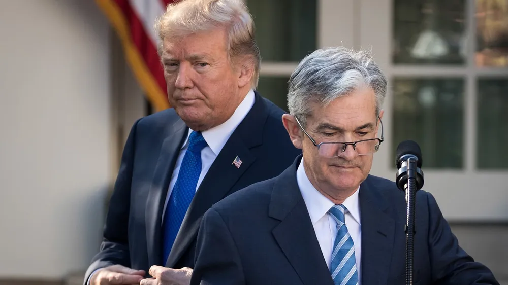 Ông Donald Trump từng nhiều lần nói đến việc ông muốn có tiếng nói với các quyết định hạ lãi suất đồng USD - Ảnh: GettyImages Chủ tịch Fed nói gì về thực trạng kinh tế Mỹ hiện nay?