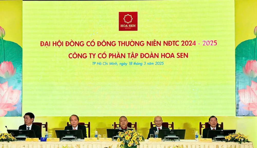 tap-doan-hoa-sen-dat-ke-hoach-kinh-doanh-toi-da-500-ti-dong-trong-nam-2025.jpg