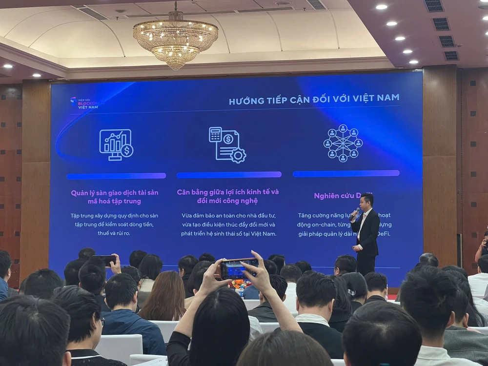 Ông Trần Huyền Dinh, Chủ nhiệm Uỷ ban Ứng dụng Fintech, Hiệp hội Blockchain Việt Nam - Ảnh: NGỌC DIỆP 2703HuyenDinh.jpg