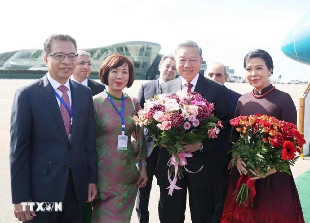 Tổng Bí thư Tô Lâm và Phu nhân bắt đầu thăm cấp Nhà nước Cộng hòa Azerbaijan