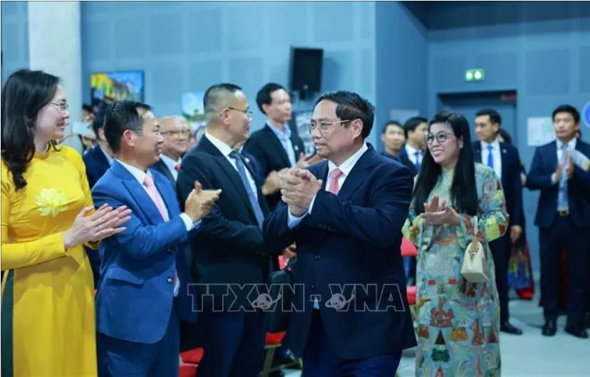 Thủ tướng Phạm Minh Chính kêu gọi kiều bào Pháp chung tay phát triển công nghệ cao