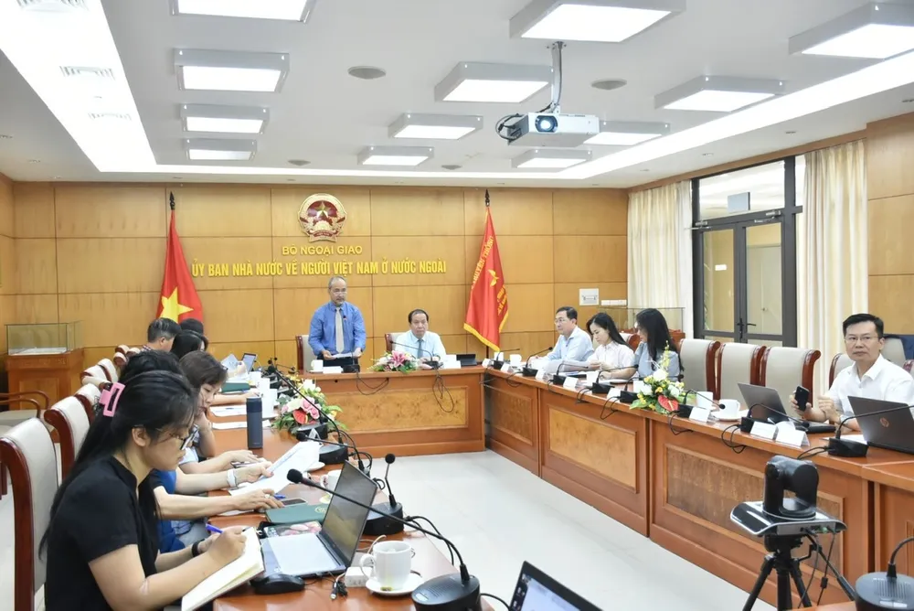 Phổ biến, giải đáp pháp luật cho người Việt Nam tại Hàn Quốc