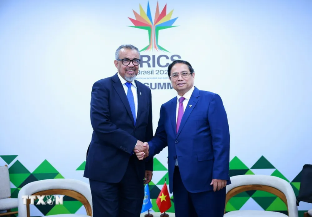 Thủ tướng Phạm Minh Chính đề nghị WHO hỗ trợ Việt Nam phát triển y tế cộng đồng bền vững