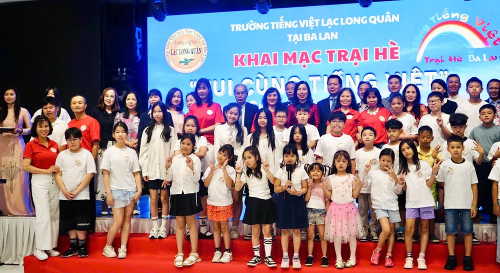 Khai mac Trai he Vui cung tieng Viet - 1.JPG
