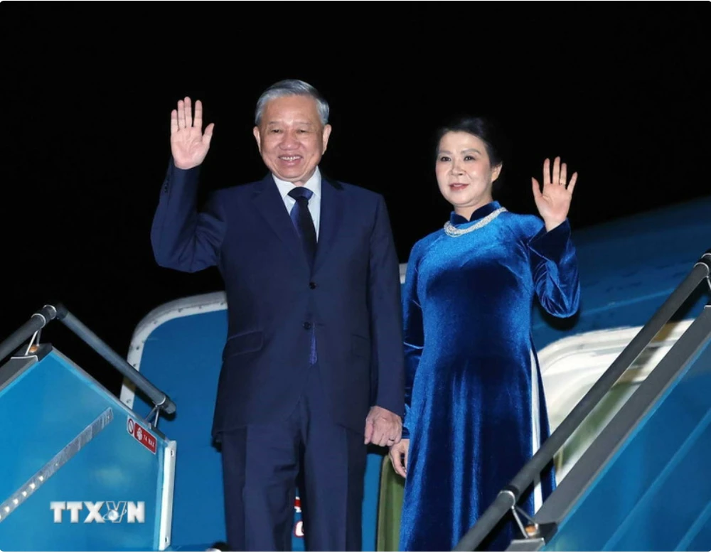 Tổng Bí thư Tô Lâm và Phu nhân lên đường thăm chính thức Liên hiệp Vương quốc Anh và Bắc Ireland