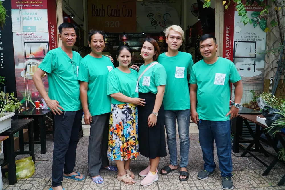 Nhóm thành lập chợ cây 1.000 đồng luôn mong muốn sẽ phát triển thành nhiều chi nhánh ở khắp thành phố để tất cả mọi người dễ dàng mua cây xanh và giao lưu kinh nghiệm. Nhóm thành lập chợ cây 1.000 đồng luôn mong muốn sẽ phát triển thành nhiều chi nhánh ở khắp thành phố để tất cả mọi người dễ dàng mua cây xanh và giao lưu kinh nghiệm.