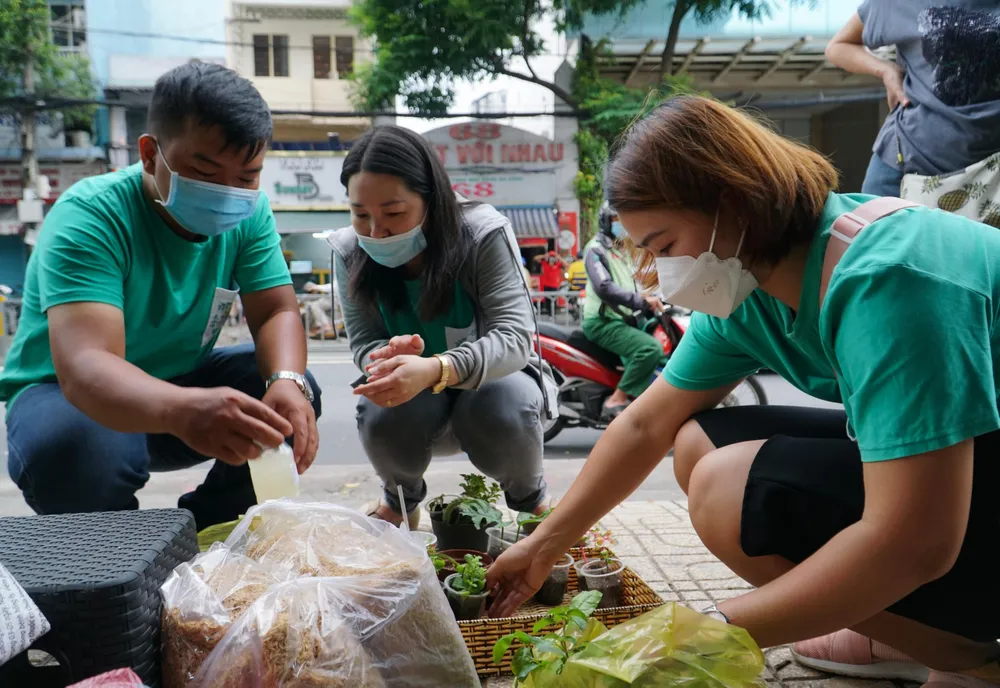 Phiên chợ đặc biệt này bắt đầu hoạt động từ tháng 5 và đã diễn ra 4 lần họp chợ. Phiên chợ đặc biệt này bắt đầu hoạt động từ tháng 5 và đã diễn ra 4 lần họp chợ.