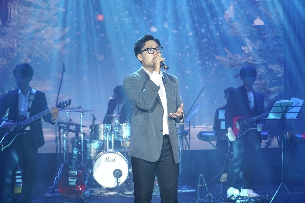 Đêm nhạc có sự góp mặt của ca sĩ Grey D (cựu thành viên nhóm Monstar), MC Nicky (cựu thành viên nhóm Monstar), các câu lạc bộ đến từ các trường đại học trên địa bàn TP.HCM. Ảnh: NHẬT DIỄM