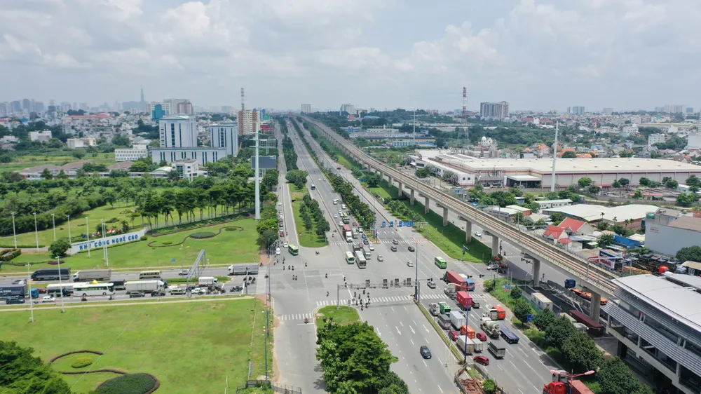 GIẢM TẢI CHO TP THỦ ĐỨC - Bài 3: Để hết ‘khát’ nhân lực chất lượng cao ảnh 15